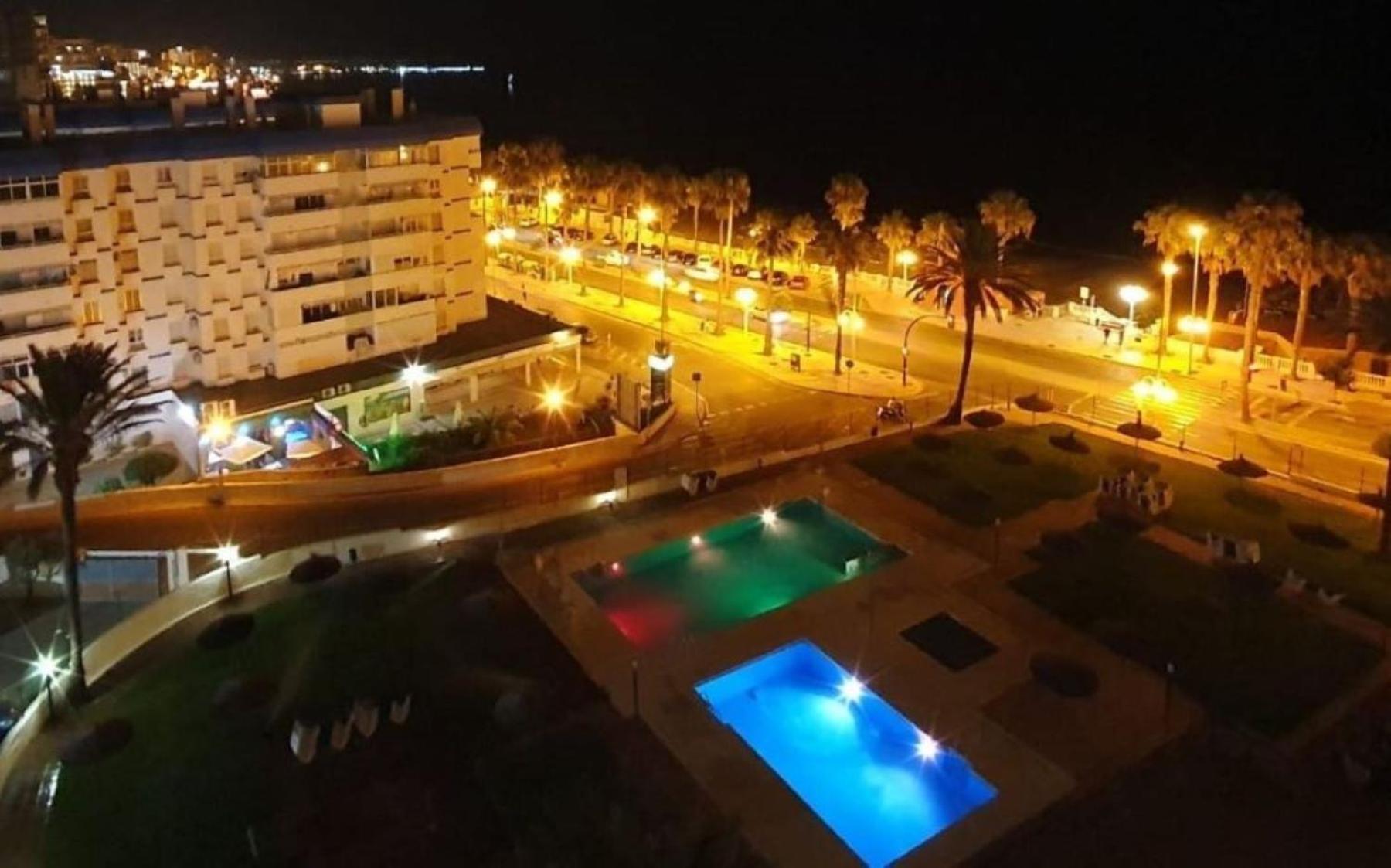 בנאלמדנה Aloha Beach Vibe מראה חיצוני תמונה